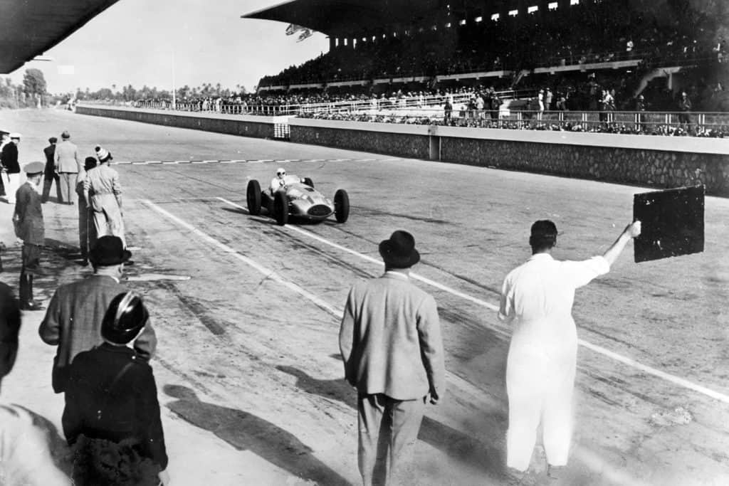 Mercedes-Benz W165: The little car that could – and did
