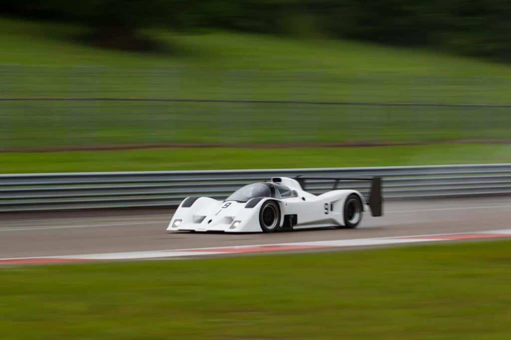 Lola T92/10 - The right car built at the wrong time