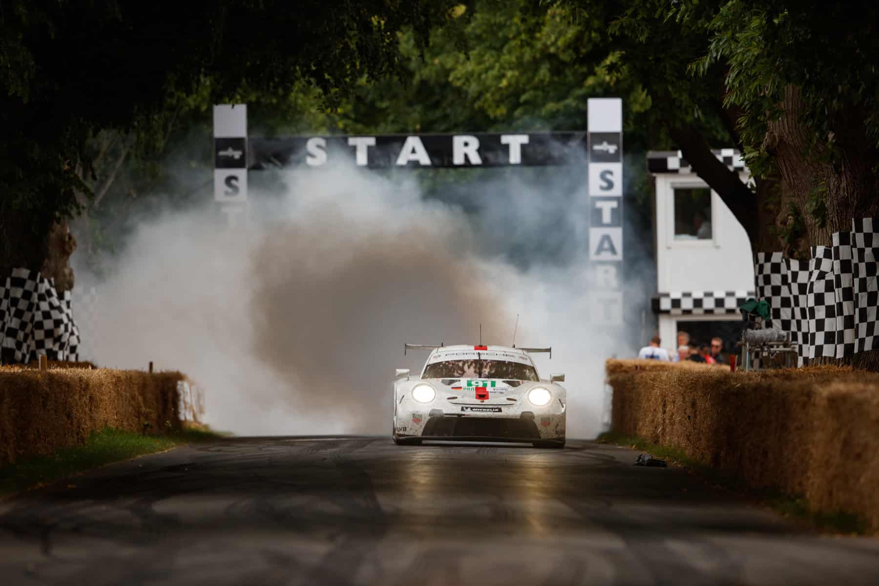 Watch an electric 'fan car' beat every car ever at Goodwood Hill